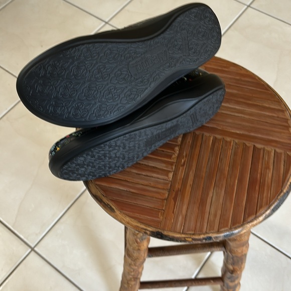 Women shoe - Picture 5 of 6